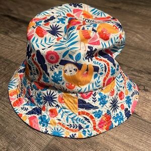 Reversible SLOTH hat
